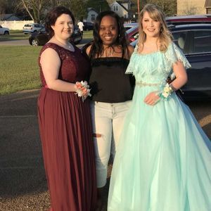 Meet your Posher, Kasey